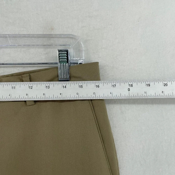 Stafford Pants Men's 32X32 Khaki Brown Classic Fit Straight Highrise Dress Pants - Picture 3 of 12